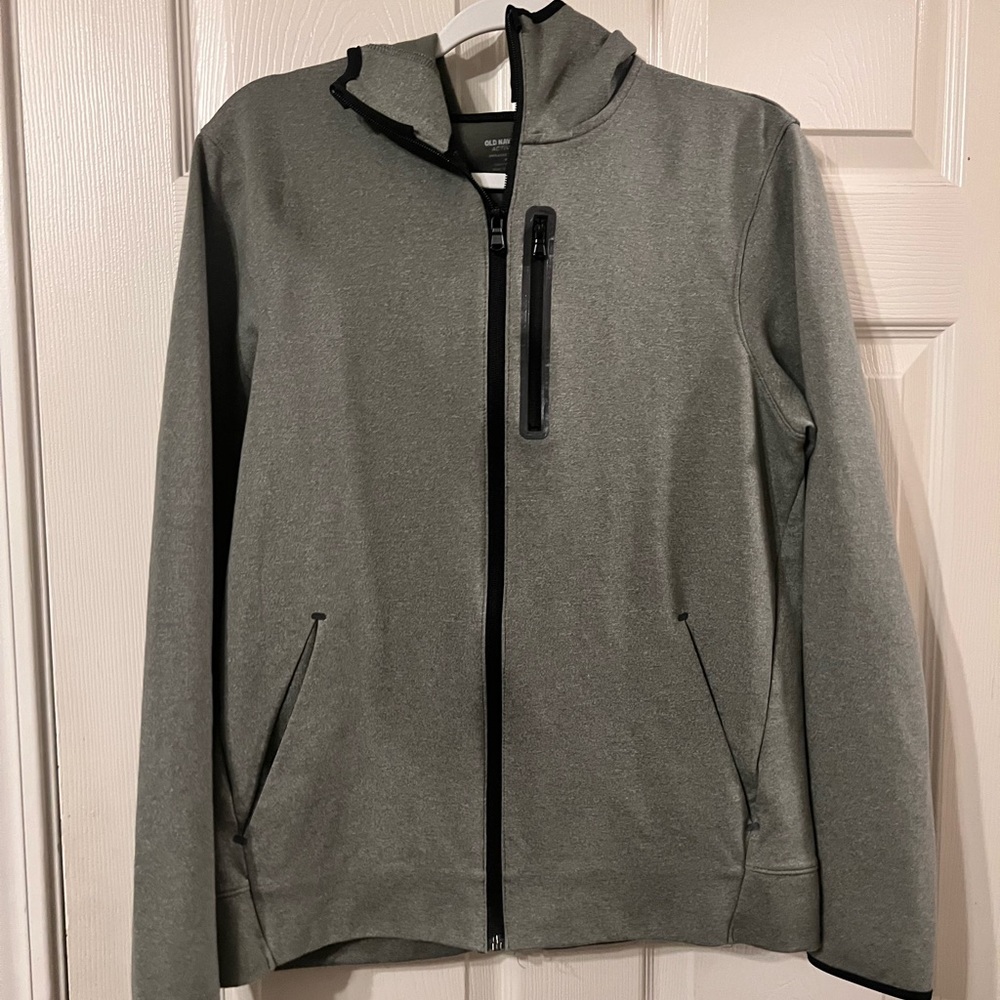 Old navy activewear zip up men’s size M
